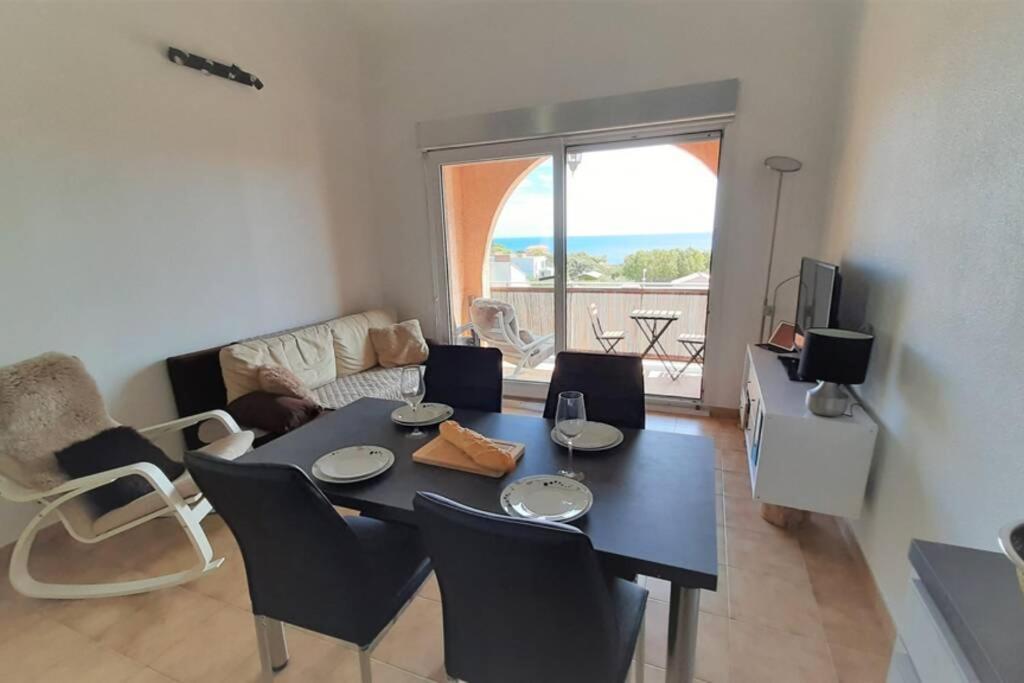 Charmant Appartement Vue Mer A 100M De La Plage. Saint Aygulf Exterior foto